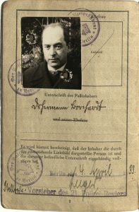 Abb. 1: Porträt Hermann Borchardts aus seinem Reisepass, mit dem er 1933 nach Frankreich flüchtete. Nachlass Hermann Borchardt, Deutsches Exilarchiv 1933–1945, Frankfurt am Main